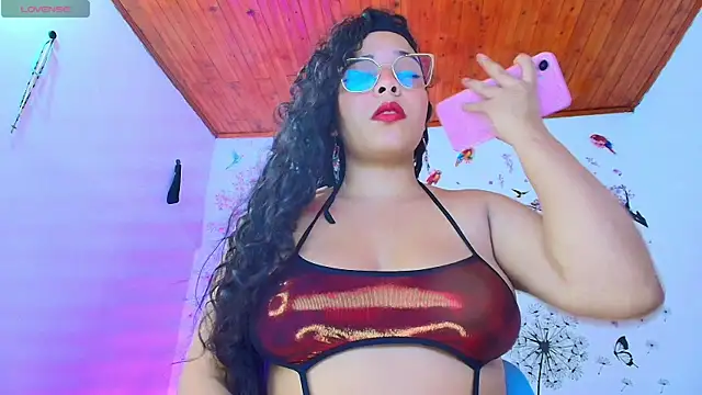 Sofiia Diiaz online show from 9, 4, 2026