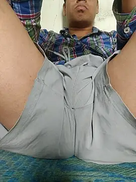 Snapshot of Nishubig chatting on 21, 11, 2025 Nishubig online show from 21, 11, 2025