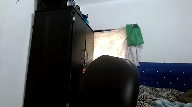 Snapshot of angelamarie1 chatting on 10, 12, 2024 angelamarie1 online show from 10, 12, 2024