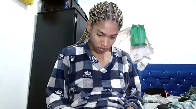 Snapshot of angelamarie1 chatting on 4, 1, 2025 angelamarie1 online show from 4, 1, 2025