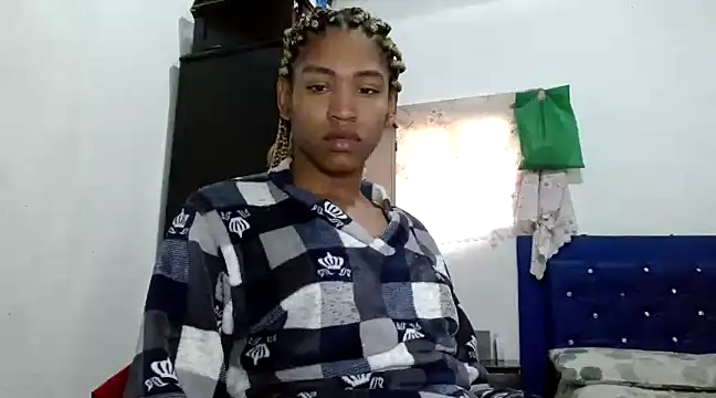Snapshot of angelamarie1 chatting on 7, 1, 2025 angelamarie1 online show from 7, 1, 2025
