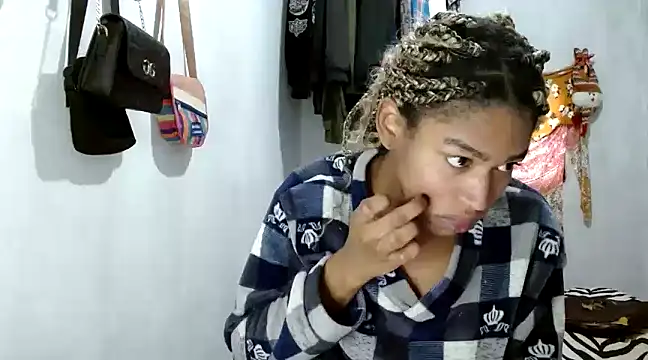 Snapshot of angelamarie1 chatting on 11, 2, 2025 angelamarie1 online show from 11, 2, 2025