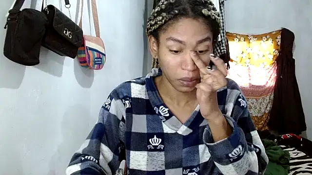 Snapshot of angelamarie1 chatting on 22, 2, 2025 angelamarie1 online show from 22, 2, 2025