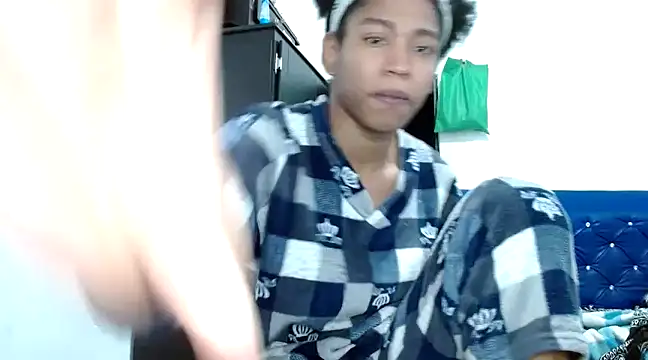 Snapshot of angelamarie1 chatting on 23, 3, 2025 angelamarie1 online show from 23, 3, 2025