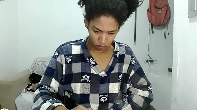 Snapshot of angelamarie1 chatting on 26, 9, 2025 angelamarie1 online show from 26, 9, 2025