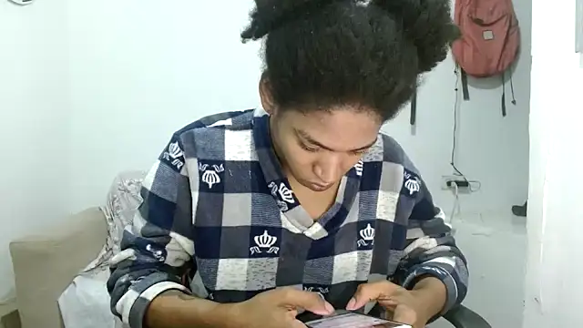 Snapshot of angelamarie1 chatting on 27, 9, 2025 angelamarie1 online show from 27, 9, 2025