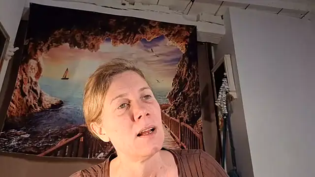 Snapshot of Lola_Belgium chatting on 25, 5, 2026 Lola Belgium online show from 25, 5, 2026