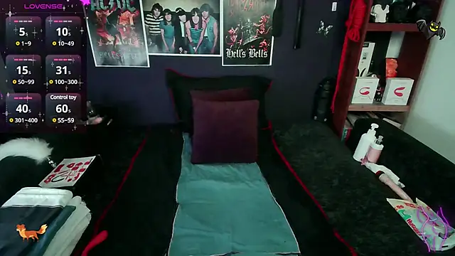 Snapshot of foxbell_lt chatting on 10, 1, 2025 foxbell lt online show from 10, 1, 2025