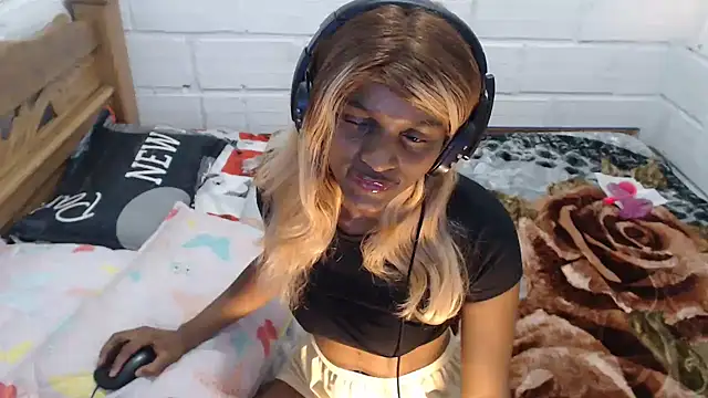 Snapshot of sexyjustin202 chatting on 11, 3, 2025 sexyjustin202 online show from 11, 3, 2025