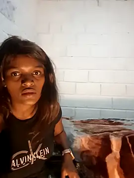 sexyjustin202 online show from 12, 4, 2026