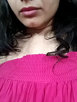 Snapshot of CuteSarikaLIVE chatting on 9, 3, 2025 CuteSarikaLIVE online show from 9, 3, 2025