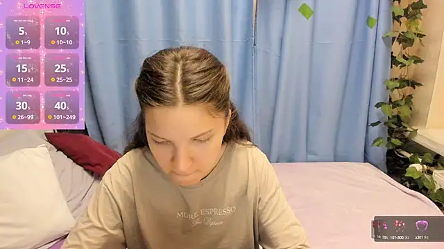 MelaniGrand online show from 10, 9, 2025