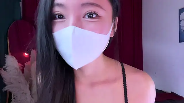 alaia-EDP online show from 14, 11, 2025