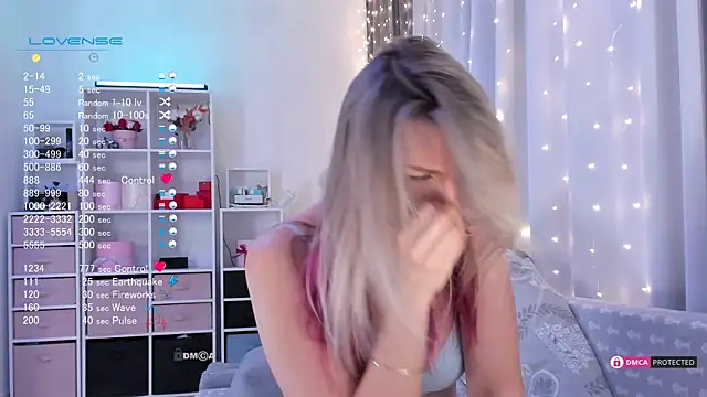 Karamelsw  online show from 18, 2, 2025