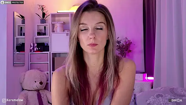 Karamelsw  online show from 12, 10, 2025