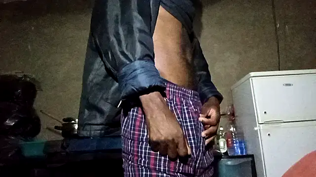 Snapshot of clintsix chatting on 18, 11, 2025 clintsix online show from 18, 11, 2025