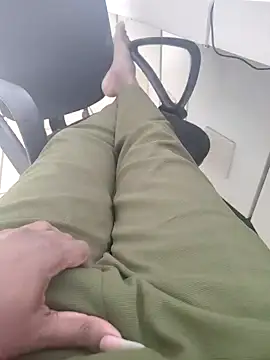 Mallupaiyanaachu online show from 21, 12, 2025