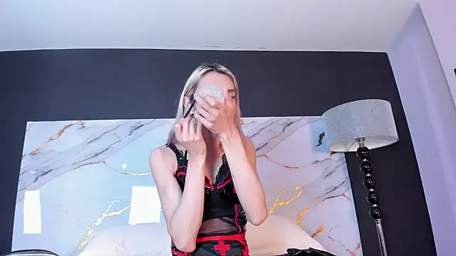 Snapshot of Victoria_Badgal_ chatting on 25, 2, 2025 Victoria Badgal online show from 25, 2, 2025