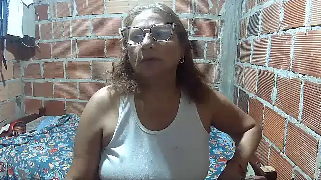 charrysexy1 online show from 22, 9, 2025