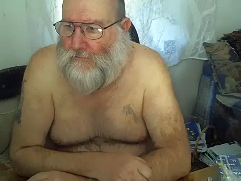Snapshot of SexySantaC chatting on 9, 2, 2025 SexySantaC online show from 9, 2, 2025
