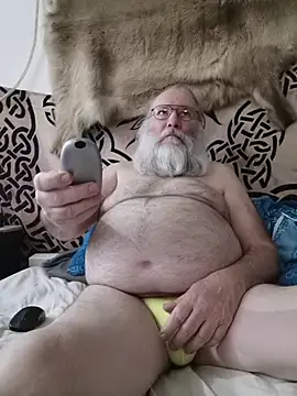 Snapshot of SexySantaC chatting on 25, 11, 2025 SexySantaC online show from 25, 11, 2025