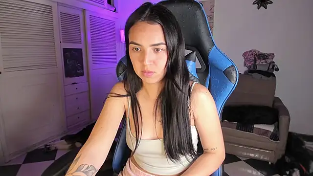 Miss Nicole online show from 10, 1, 2025