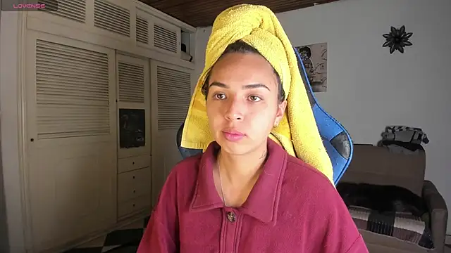 Miss Nicole online show from 12, 1, 2025