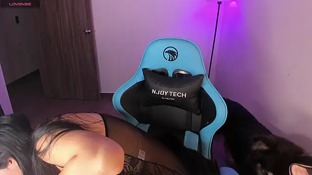 Miss Nicole online show from 27, 3, 2026