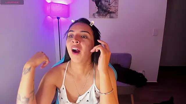 Miss Nicole online show from 24, 4, 2026