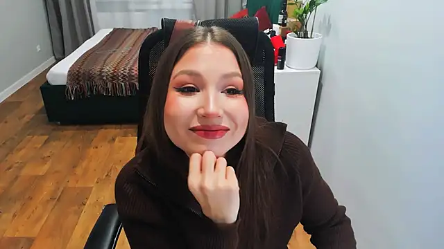 Eva Chris online show from 7, 1, 2026