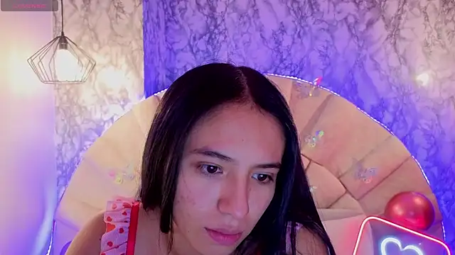 Snapshot of _emma_miller_ chatting on 28, 5, 2026 emma miller online show from 28, 5, 2026