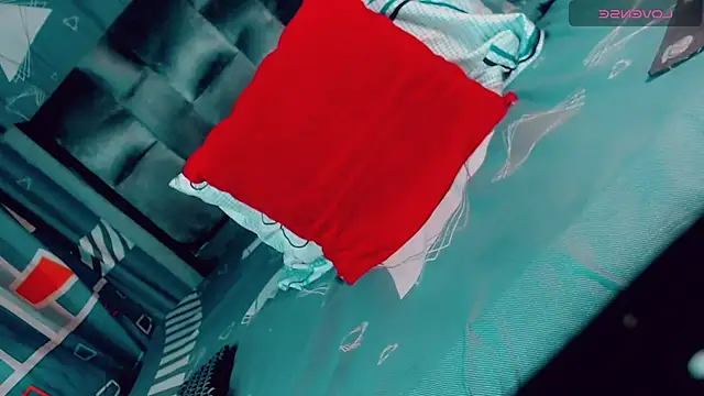 CharlotteBigCock online show from 17, 4, 2026