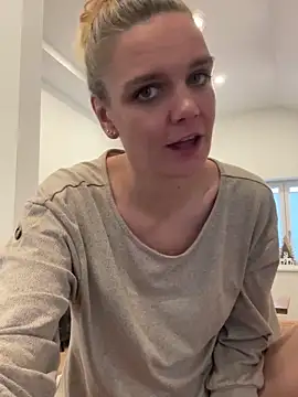 Suesse Schnitte online show from 9, 12, 2024