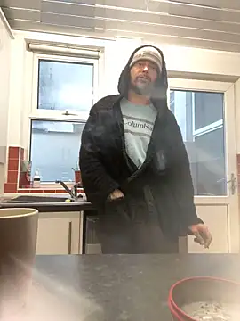 Snapshot of bigguy101 chatting on 22, 2, 2025 bigguy101 online show from 22, 2, 2025