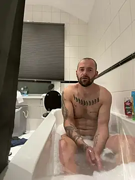 Snapshot of bigguy101 chatting on 22, 2, 2025 bigguy101 online show from 22, 2, 2025