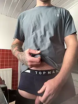 Snapshot of bigguy101 chatting on 19, 3, 2025 bigguy101 online show from 19, 3, 2025