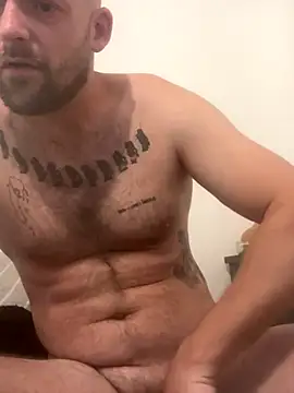 Snapshot of bigguy101 chatting on 8, 10, 2025 bigguy101 online show from 8, 10, 2025