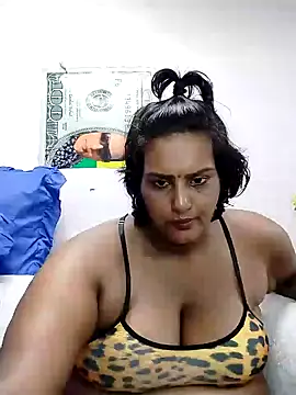 Snapshot of NWC4LYF chatting on 8, 2, 2025 NWC4LYF online show from 8, 2, 2025