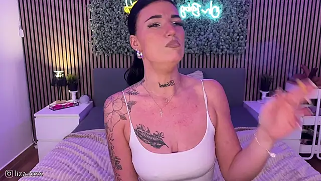 LizaRoxx online show from 3, 10, 2025