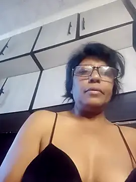 Snapshot of MsAttitude chatting on 26, 5, 2026 MsAttitude online show from 26, 5, 2026