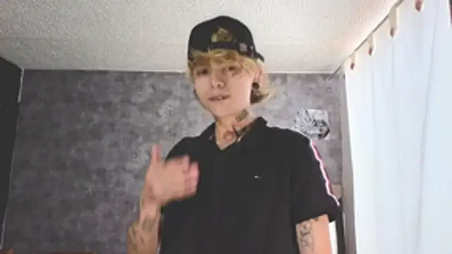 AcidMilo online show from 10, 10, 2025