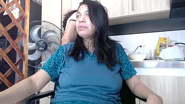 Snapshot of Karen_sex92 chatting on 12, 10, 2025 Karen sex92 online show from 12, 10, 2025