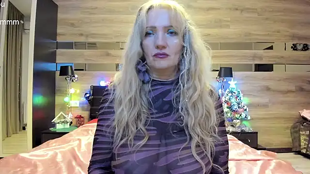 Snapshot of TrueFoxyyy chatting on 12, 1, 2025 TrueFoxyyy online show from 12, 1, 2025
