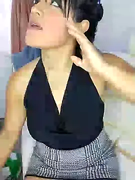 zhayra rose online show from 12, 1, 2025