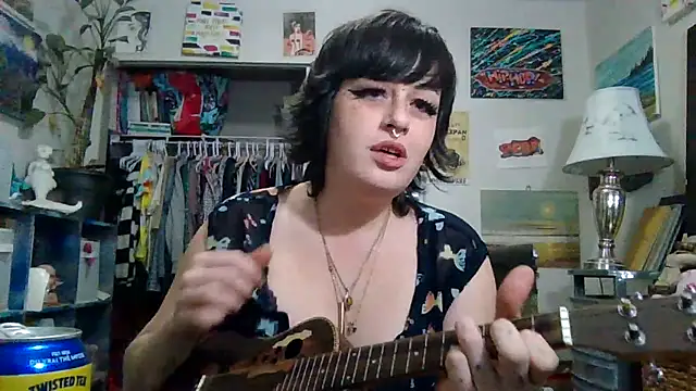 mikittyy online show from 18, 2, 2025