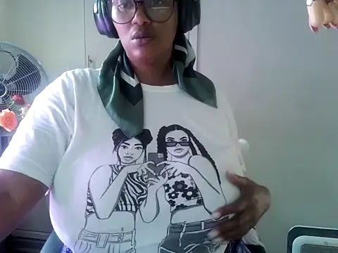 Snapshot of Charlie-Crawford chatting on 30, 5, 2026 Charlie-Crawford online show from 30, 5, 2026