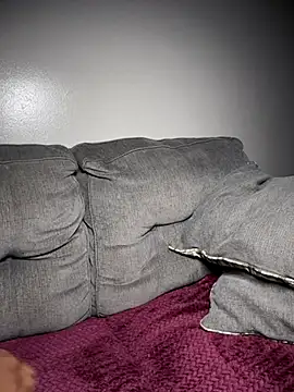 1Topgyal online show from 10, 11, 2025