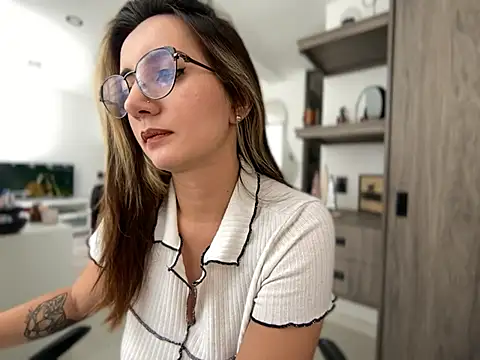 Anny Moore09 online show from 15, 12, 2024