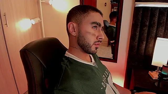 ItsMeEros online show from 26, 10, 2025