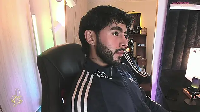 Snapshot of ItsMeEros chatting on 17, 6, 2026 ItsMeEros online show from 17, 6, 2026